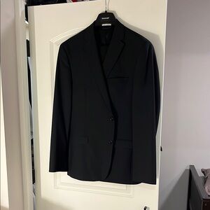 BarIII Elegant Black Men's Suit